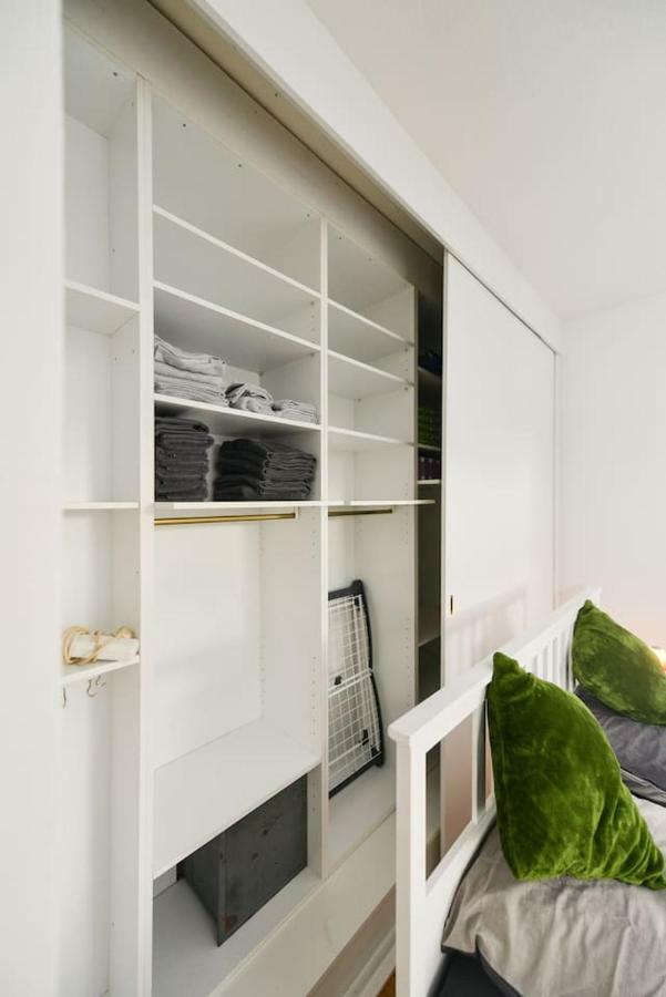 Kanalvilla - Urlaub Am Nord-Ostseekanal - Zwei Ferienwohnungen Im Angebot- Eine Im Dachgeschoss Und Eine Wohnung Mit Garten Sehestedt  Buitenkant foto